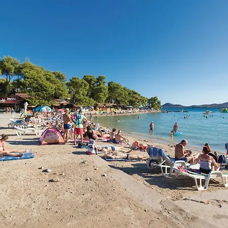 Stunning In Biograd With Wifi Biograd Na Moru